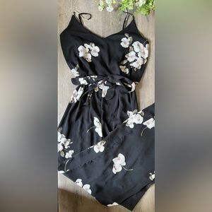 Dynamite l V Neck Floral Jumpsuit Medium